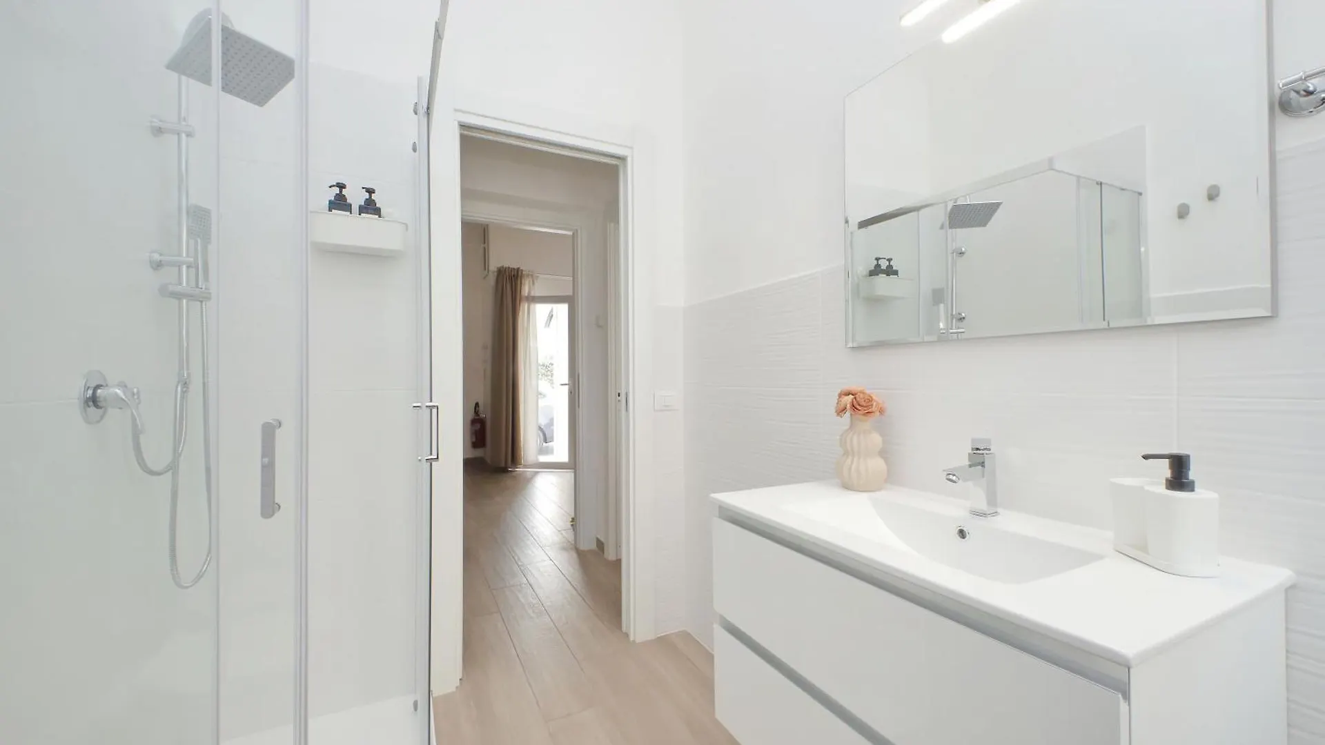 Elegante E Centrale - A Due Passi Dall'Aeroporto Fiumicino Apartmán