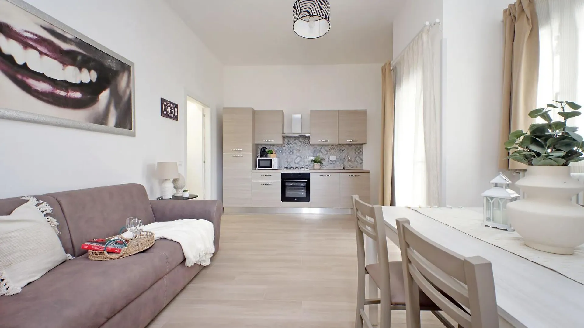 Elegante E Centrale - A Due Passi Dall'Aeroporto Fiumicino Apartmán